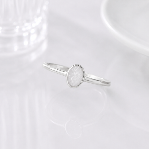 Classic Oval Ring