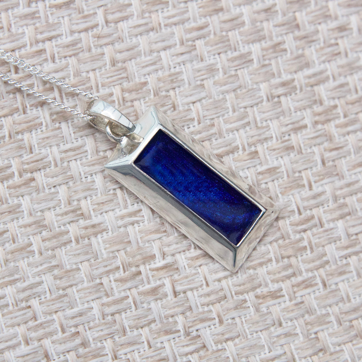 Wilfred Bar Pendant