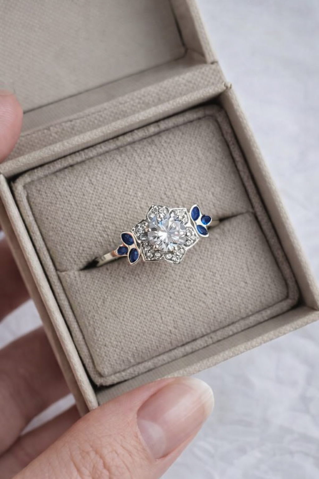 Arwen Floral Ring