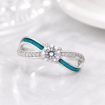 Solitaire Twist Ring