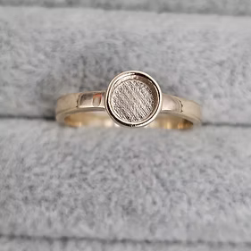 Gold Classic Solitaire Ring