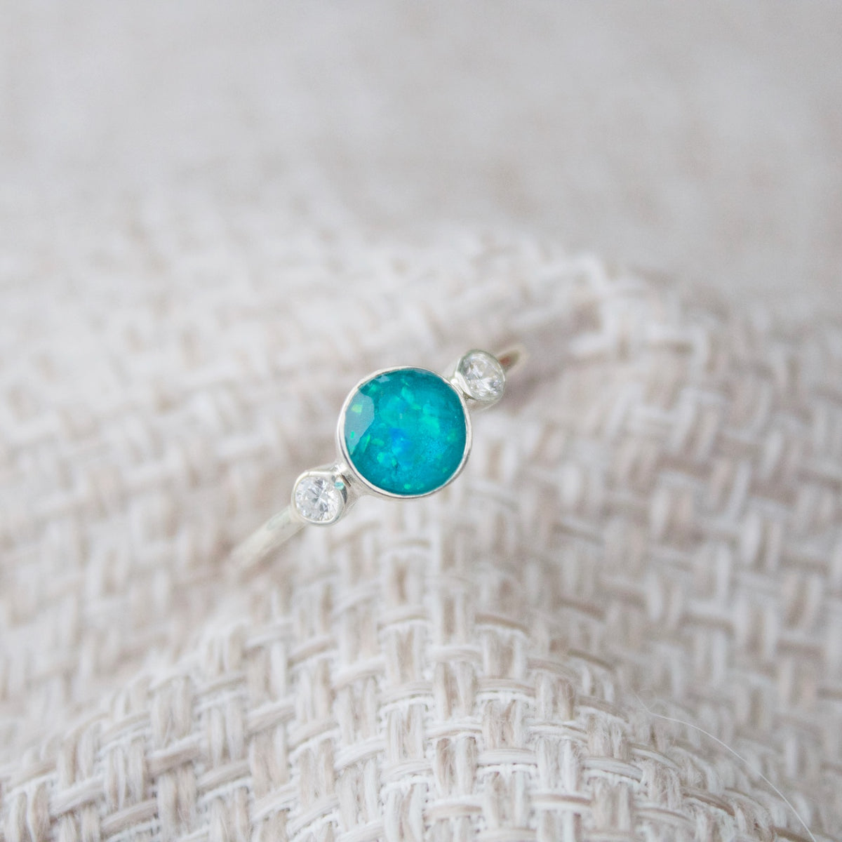 Helena Round Ring