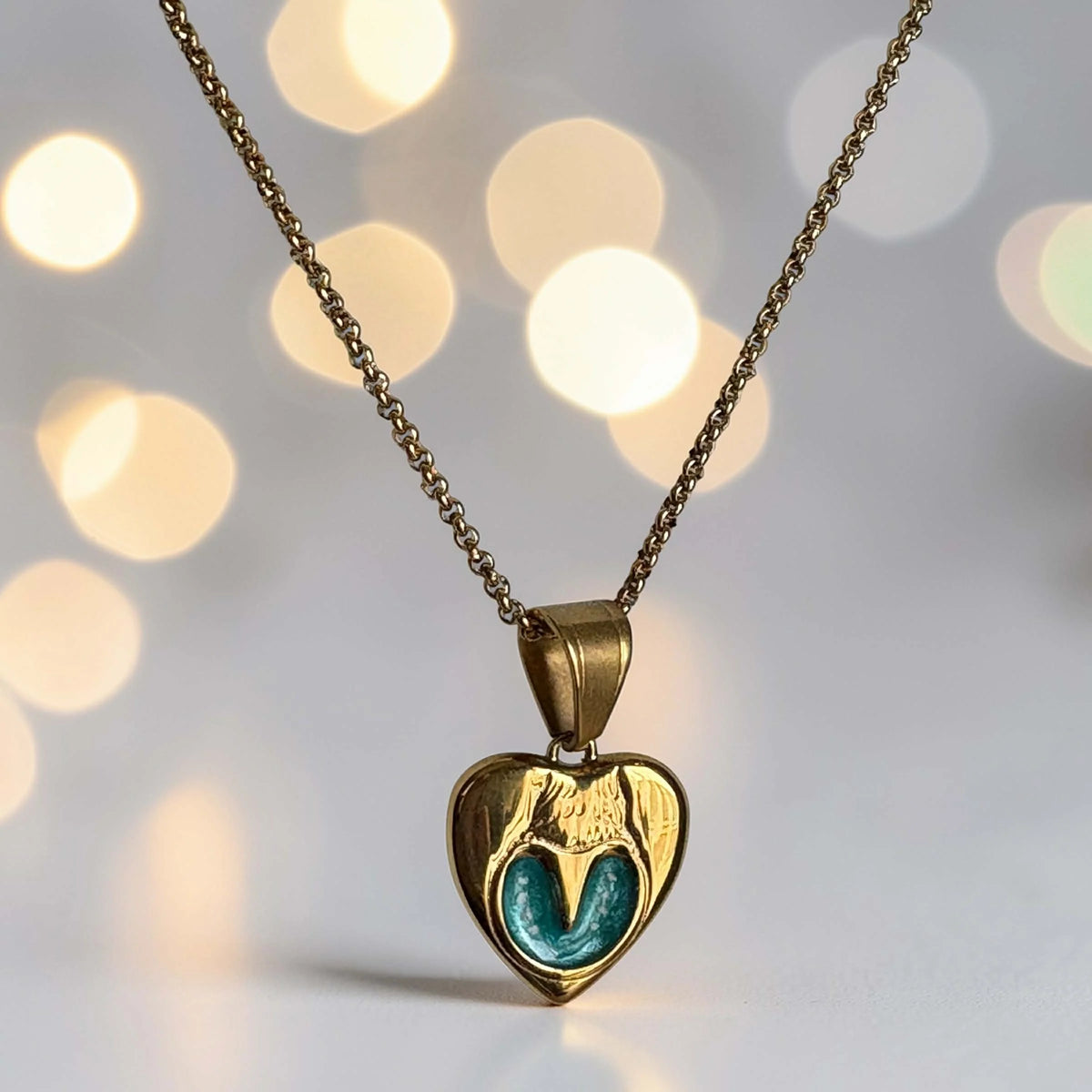 Horse Hoof Pendant 18ct Gold PVD