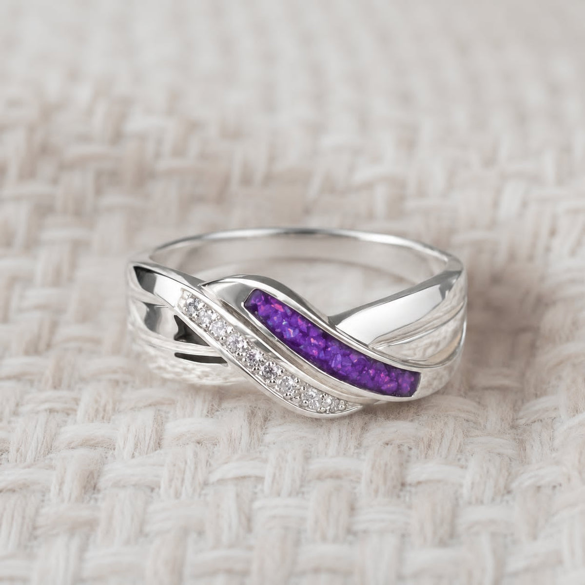Stella Knot Ring